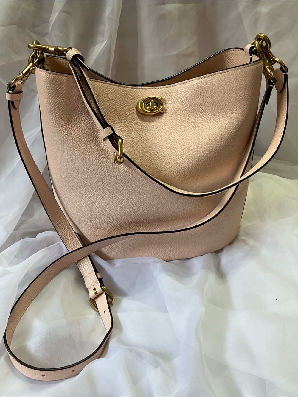 Willow Soft Bucket Bag